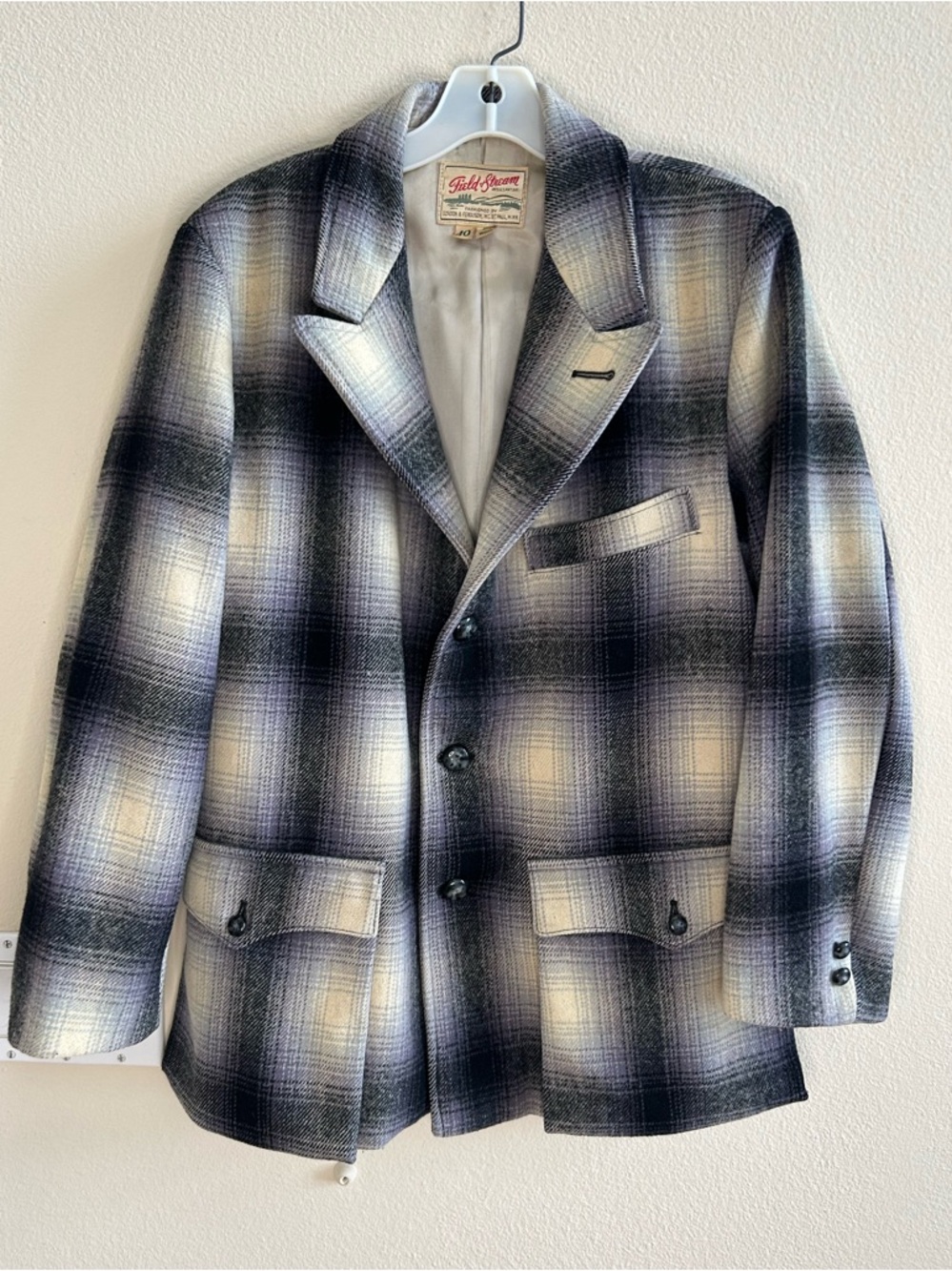 Field & Stream Vintage Plaid Jacket Large Wool Black Light Blue Lavender Tan
